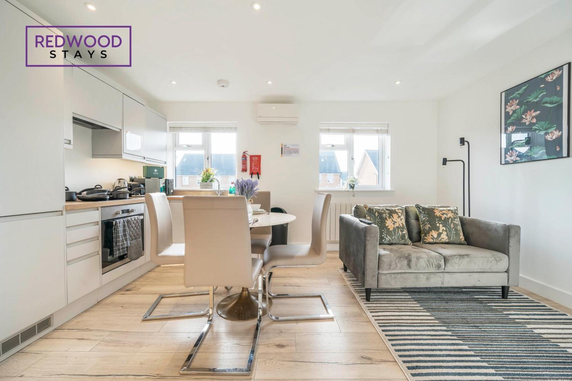 Modern Serviced Apartments For Contractors & Families With Free Parking, Wifi & Netflix By Redwood Stays Basingstoke Dış mekan fotoğraf