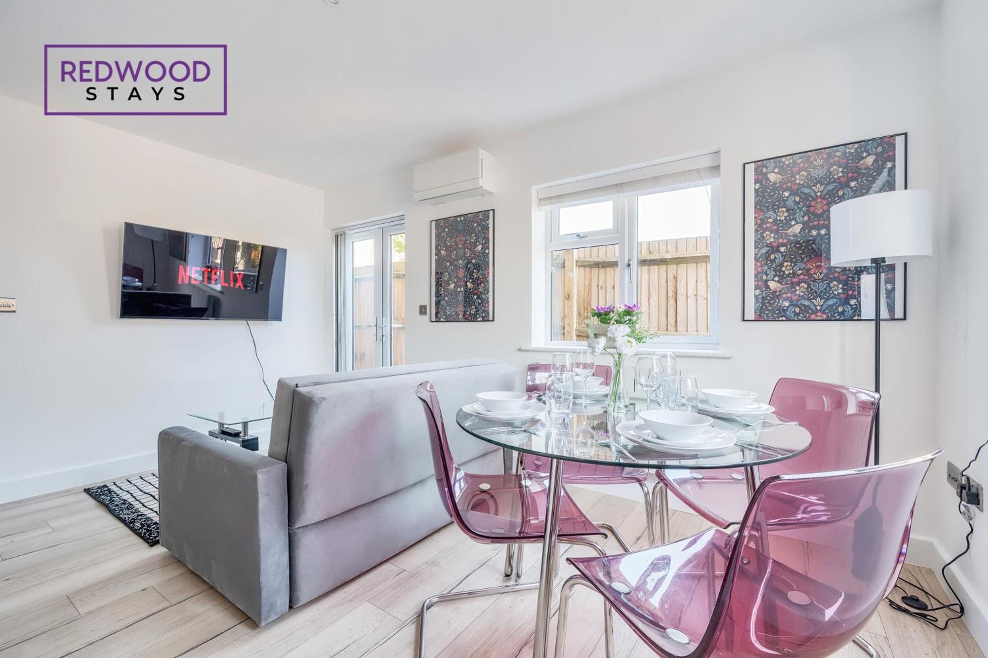 Modern Serviced Apartments For Contractors & Families With Free Parking, Wifi & Netflix By Redwood Stays Basingstoke Dış mekan fotoğraf