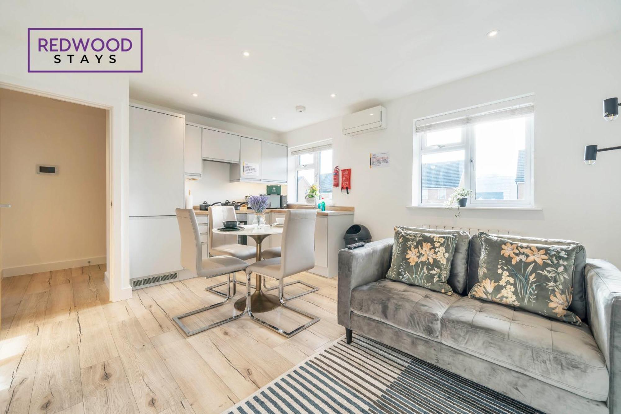 Modern Serviced Apartments For Contractors & Families With Free Parking, Wifi & Netflix By Redwood Stays Basingstoke Dış mekan fotoğraf