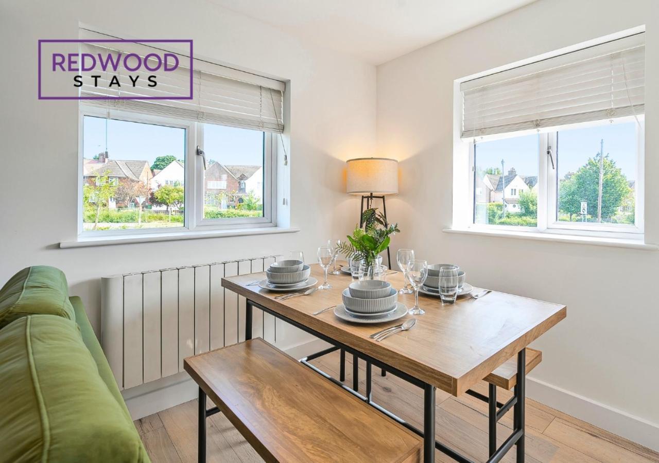 Modern Serviced Apartments For Contractors & Families With Free Parking, Wifi & Netflix By Redwood Stays Basingstoke Dış mekan fotoğraf