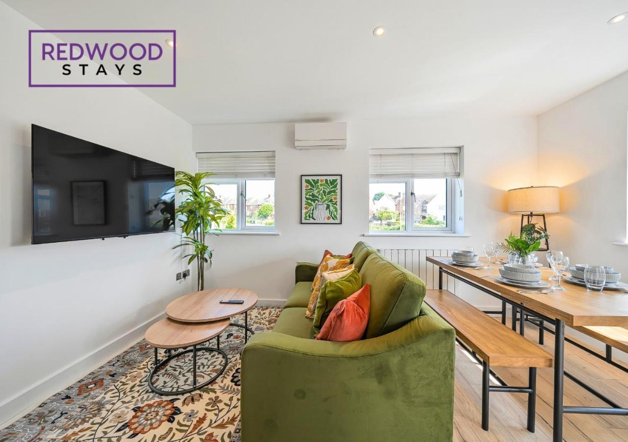 Modern Serviced Apartments For Contractors & Families With Free Parking, Wifi & Netflix By Redwood Stays Basingstoke Dış mekan fotoğraf