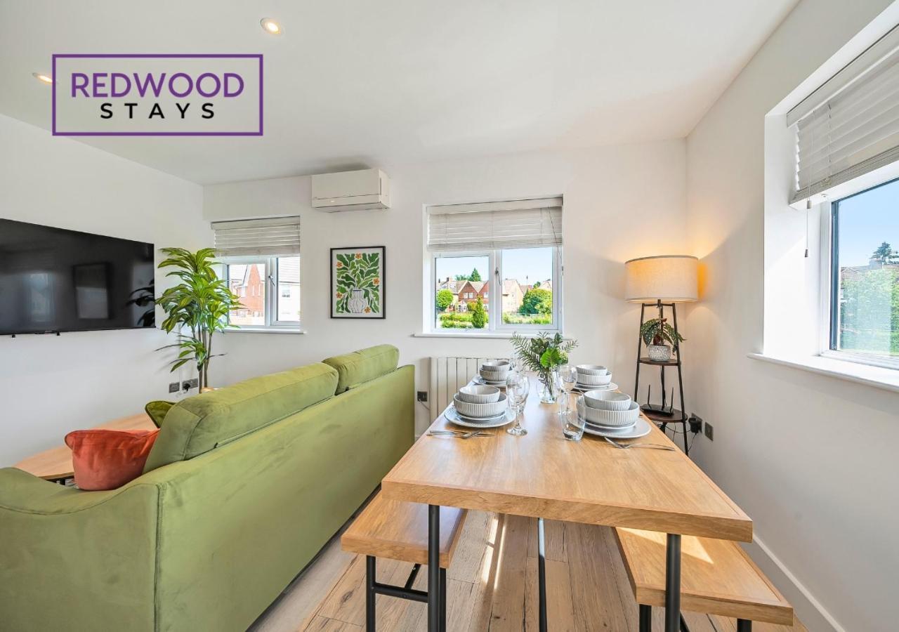 Modern Serviced Apartments For Contractors & Families With Free Parking, Wifi & Netflix By Redwood Stays Basingstoke Dış mekan fotoğraf