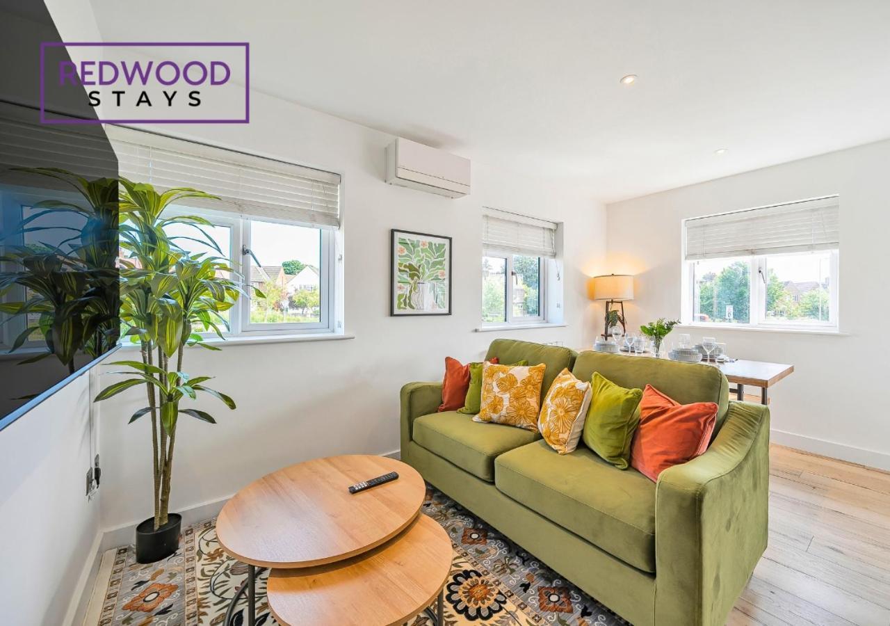 Modern Serviced Apartments For Contractors & Families With Free Parking, Wifi & Netflix By Redwood Stays Basingstoke Dış mekan fotoğraf