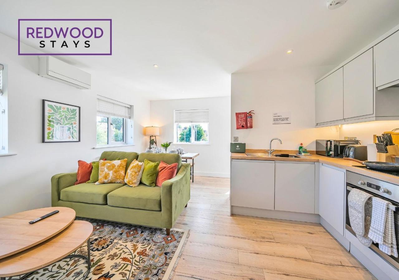 Modern Serviced Apartments For Contractors & Families With Free Parking, Wifi & Netflix By Redwood Stays Basingstoke Dış mekan fotoğraf